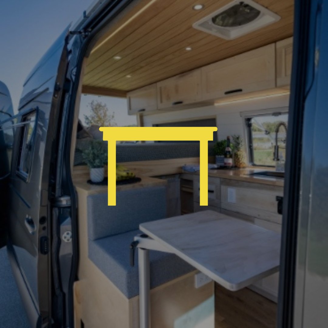 Table/Coussins & accessoires