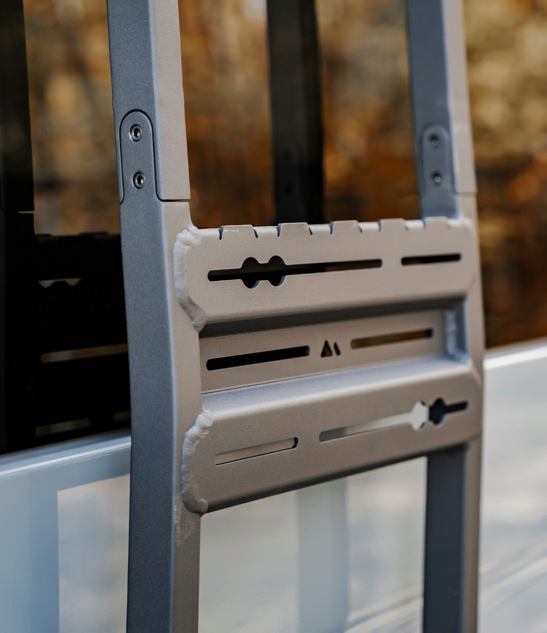 Échelle latérale - Mercedes Sprinter 144/170 toit haut