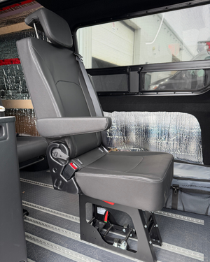 Banquette siège simple VKTR pour Sprinter/Transit/Promaster - VanEquipped