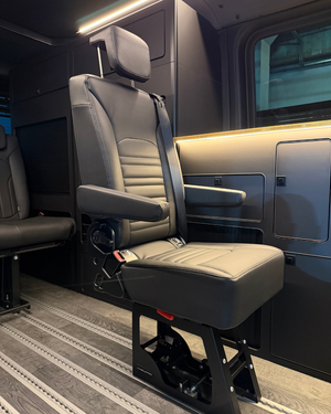 Banquette siège simple VKTR pour Sprinter/Transit/Promaster - VanEquipped